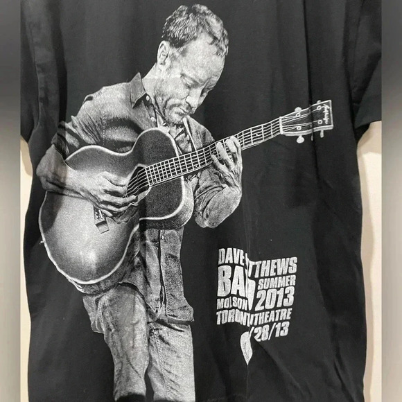 Dave Matthew’s Band Molson Amphitheatre Concert T-Shirt - Picture 4 of 6